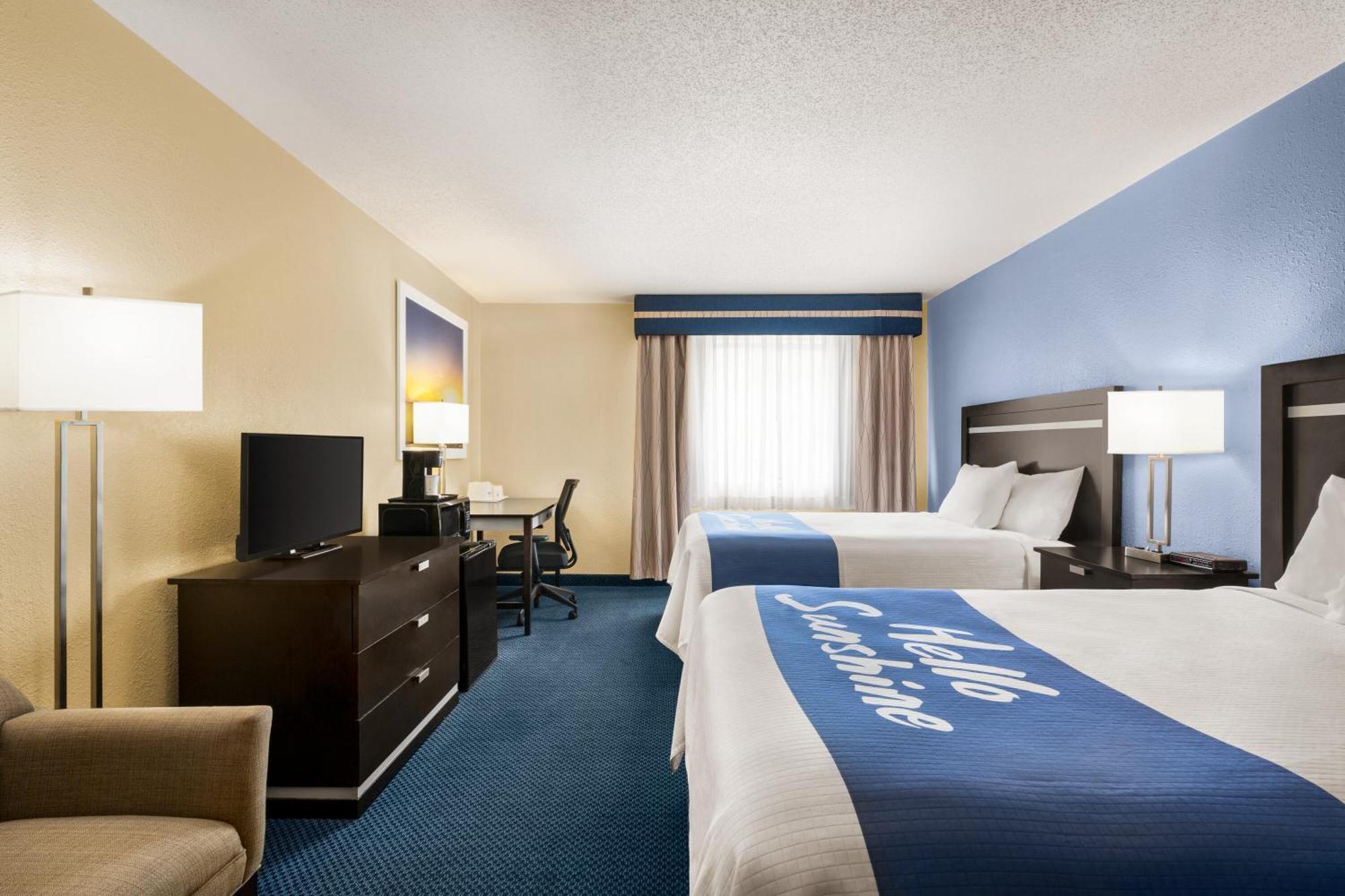 The Cayuga Inn At The Finger Lakes オーバーン エクステリア 写真